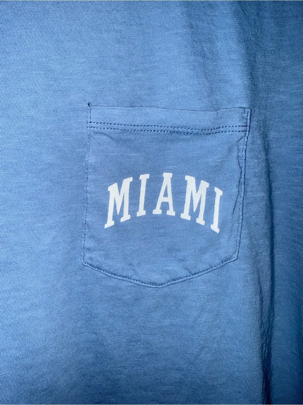 AE Cropped Pocket Tee - Picture 2 of 4
